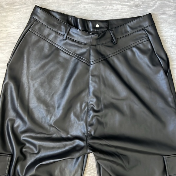 TOPSHOP Black Faux Leather Cargo Joggers | EUC Size 14 - Picture 11 of 13